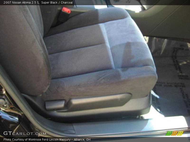Super Black / Charcoal 2007 Nissan Altima 2.5 S