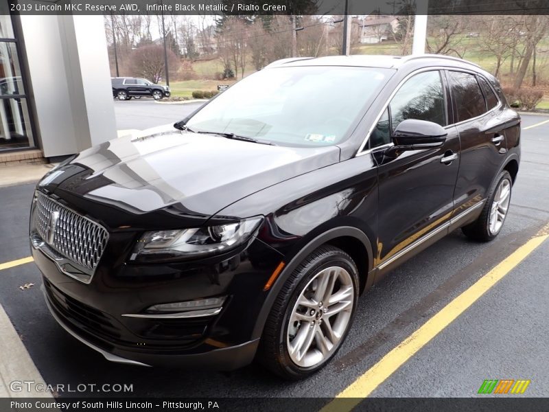 Front 3/4 View of 2019 MKC Reserve AWD