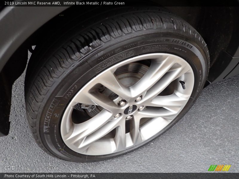 Infinite Black Metallic / Rialto Green 2019 Lincoln MKC Reserve AWD