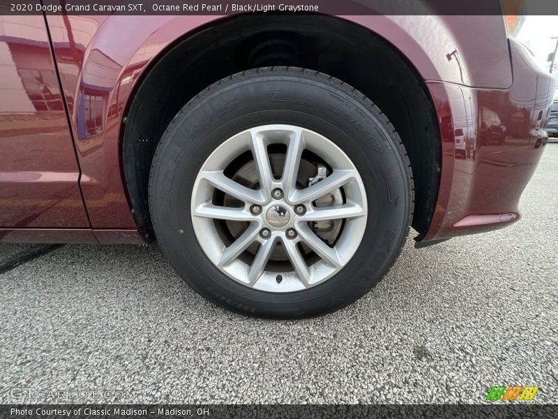 Octane Red Pearl / Black/Light Graystone 2020 Dodge Grand Caravan SXT