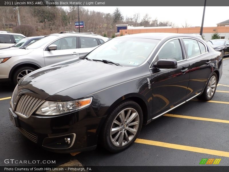 Tuxedo Black Metallic / Light Camel 2011 Lincoln MKS AWD