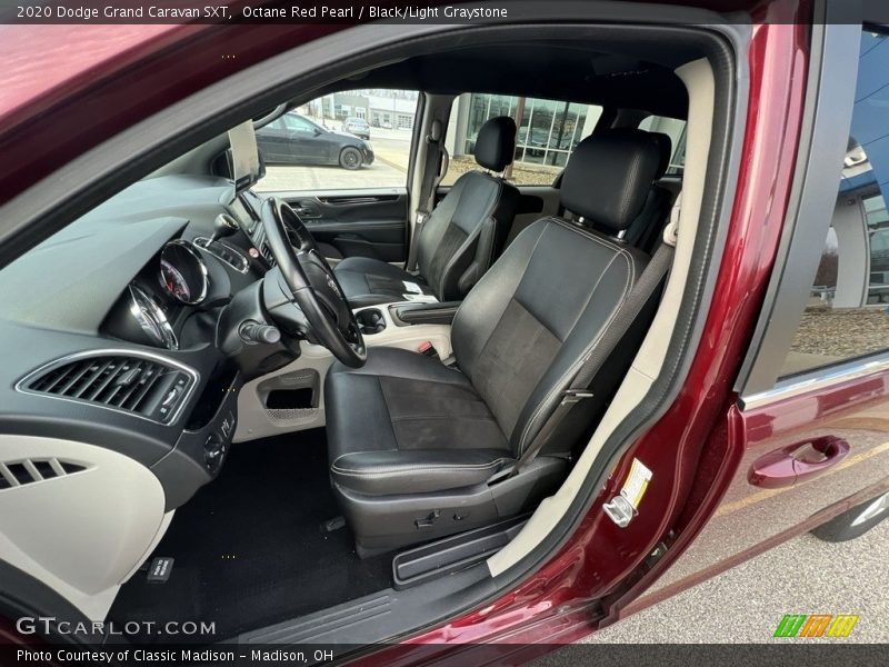 Octane Red Pearl / Black/Light Graystone 2020 Dodge Grand Caravan SXT