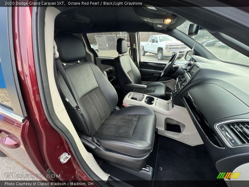 Octane Red Pearl / Black/Light Graystone 2020 Dodge Grand Caravan SXT