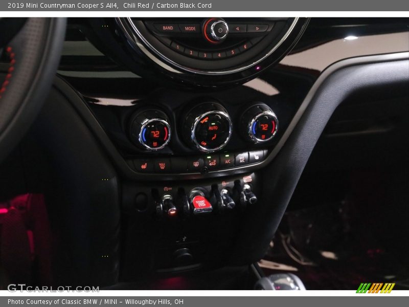 Chili Red / Carbon Black Cord 2019 Mini Countryman Cooper S All4