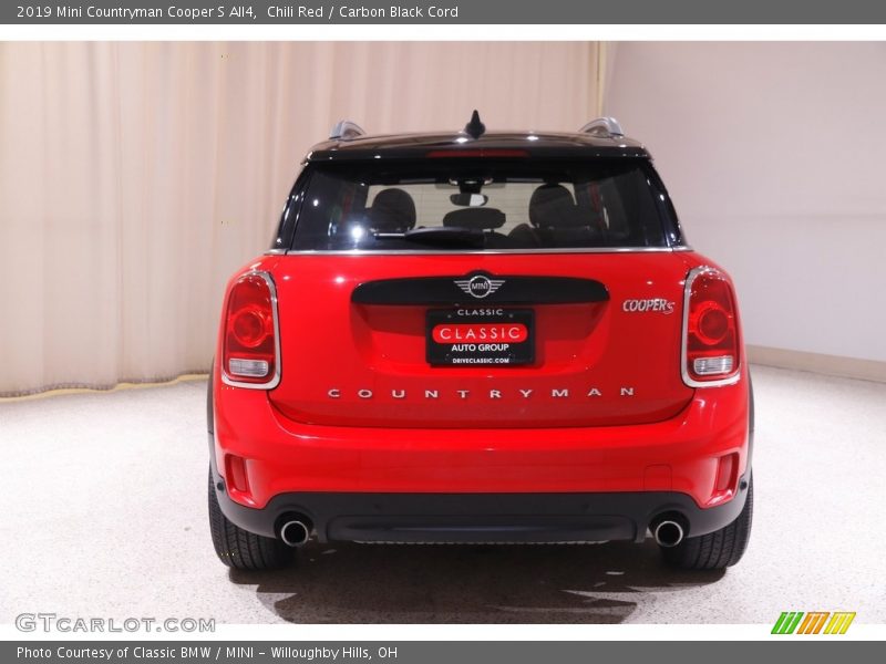 Chili Red / Carbon Black Cord 2019 Mini Countryman Cooper S All4