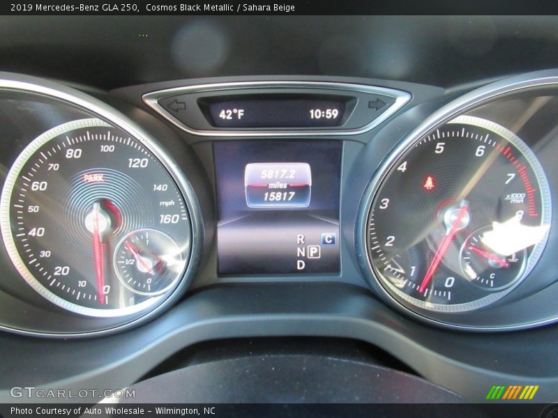 Cosmos Black Metallic / Sahara Beige 2019 Mercedes-Benz GLA 250