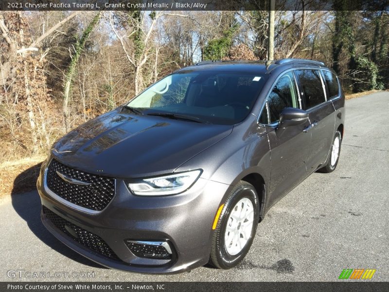 Granite Crystal Metallic / Black/Alloy 2021 Chrysler Pacifica Touring L