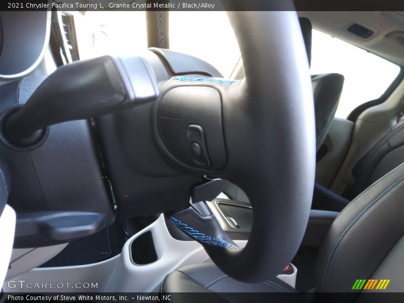 Granite Crystal Metallic / Black/Alloy 2021 Chrysler Pacifica Touring L