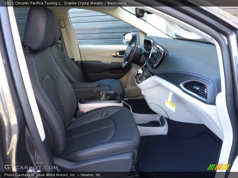 Granite Crystal Metallic / Black/Alloy 2021 Chrysler Pacifica Touring L