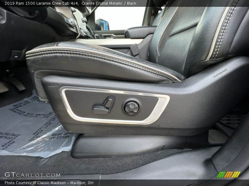 Granite Crystal Metallic / Black 2019 Ram 1500 Laramie Crew Cab 4x4