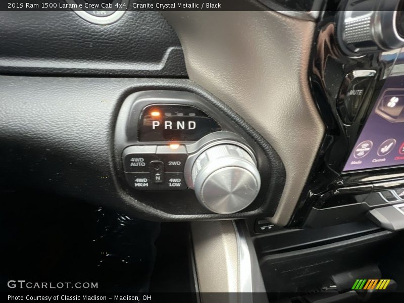 Granite Crystal Metallic / Black 2019 Ram 1500 Laramie Crew Cab 4x4