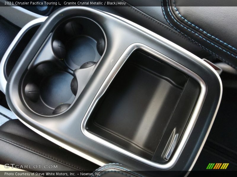 Granite Crystal Metallic / Black/Alloy 2021 Chrysler Pacifica Touring L