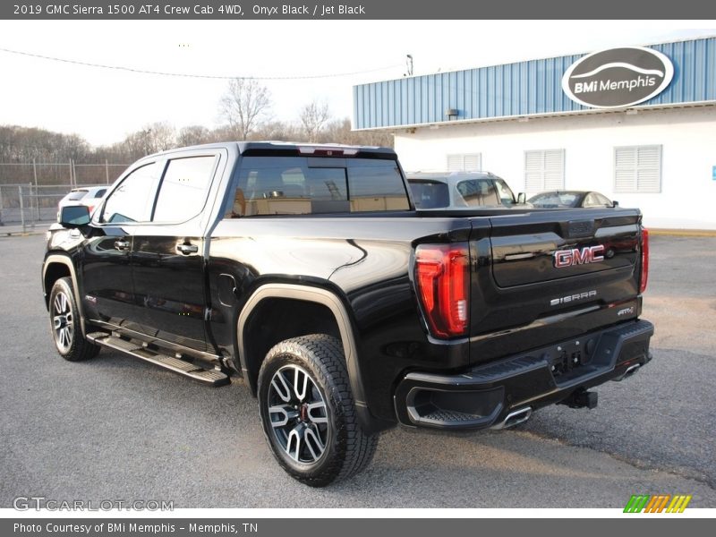 Onyx Black / Jet Black 2019 GMC Sierra 1500 AT4 Crew Cab 4WD