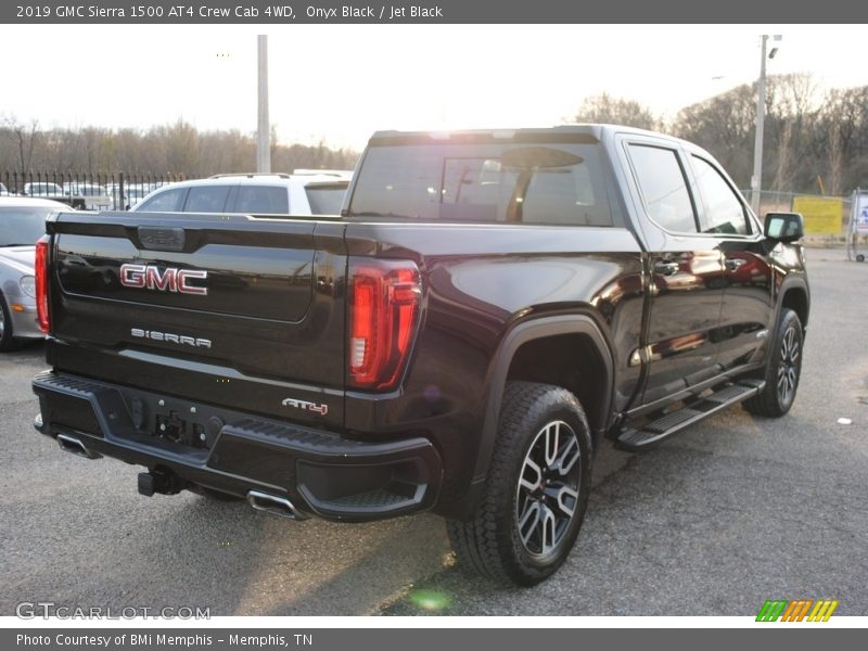 Onyx Black / Jet Black 2019 GMC Sierra 1500 AT4 Crew Cab 4WD