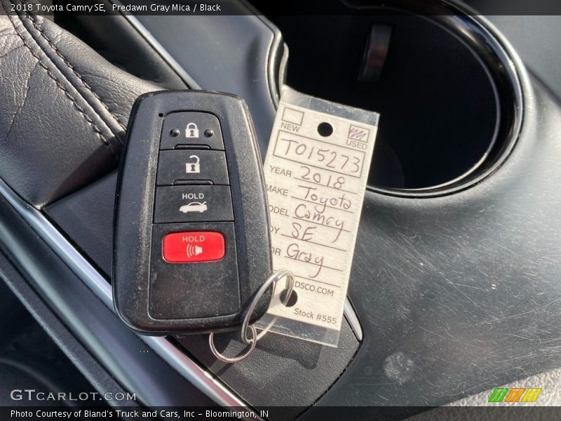 Predawn Gray Mica / Black 2018 Toyota Camry SE
