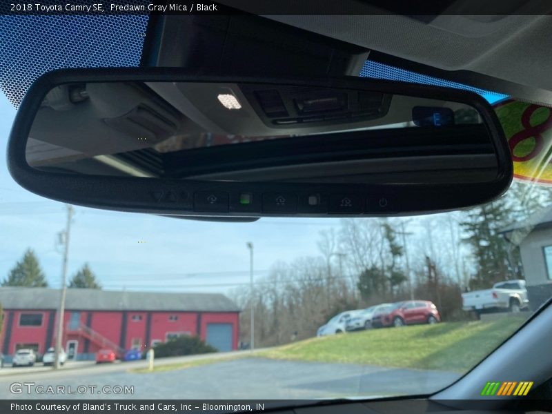 Predawn Gray Mica / Black 2018 Toyota Camry SE
