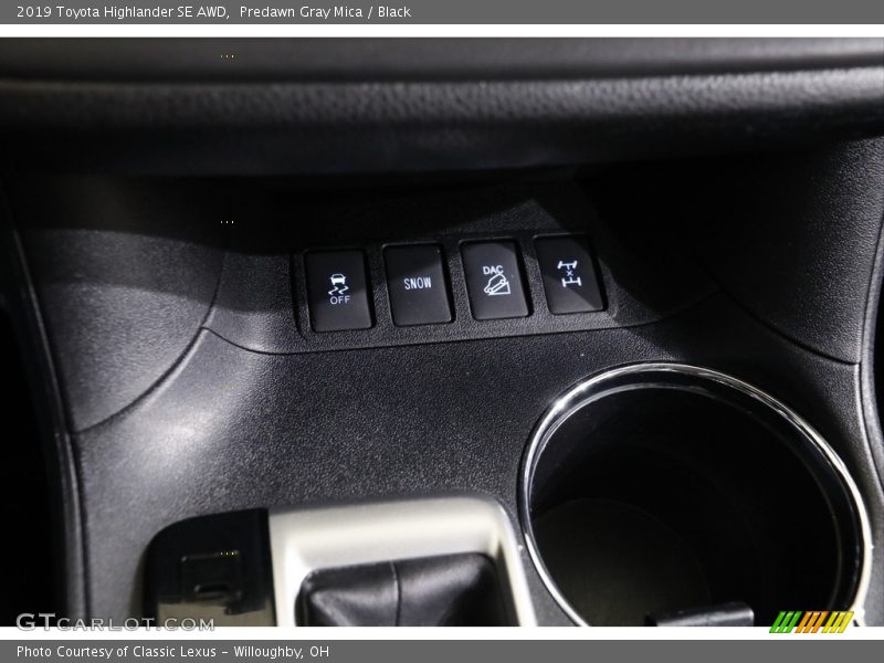 Predawn Gray Mica / Black 2019 Toyota Highlander SE AWD