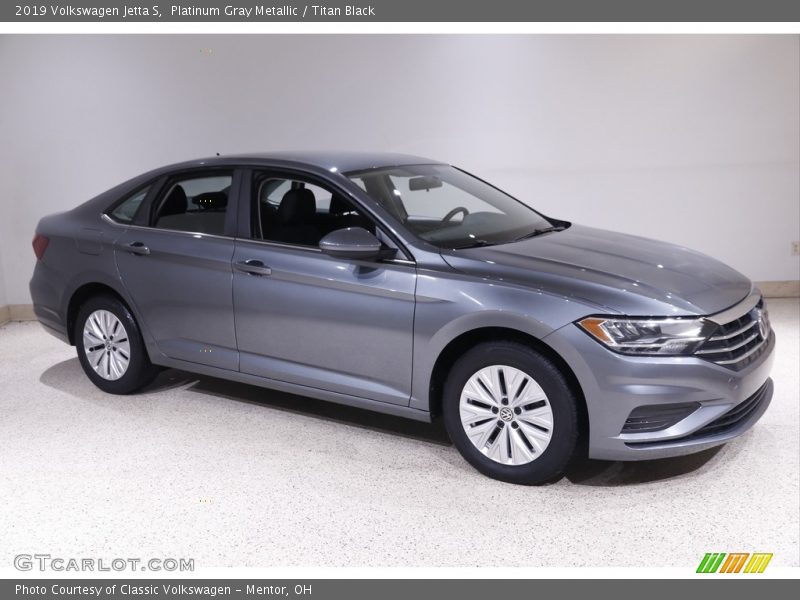 Platinum Gray Metallic / Titan Black 2019 Volkswagen Jetta S