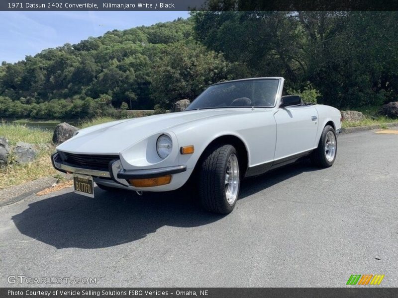 Front 3/4 View of 1971 240Z Convertible