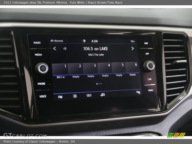 Audio System of 2021 Atlas SEL Premium 4Motion