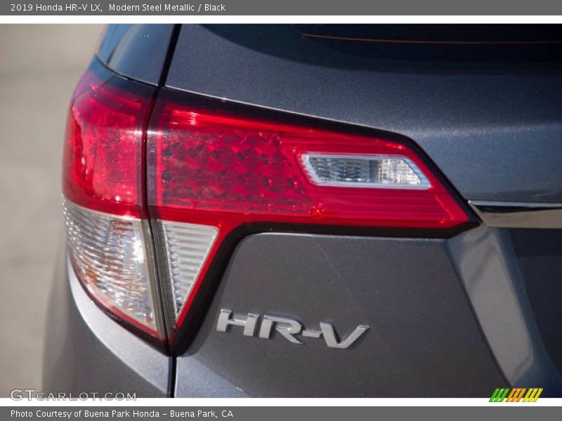 Modern Steel Metallic / Black 2019 Honda HR-V LX