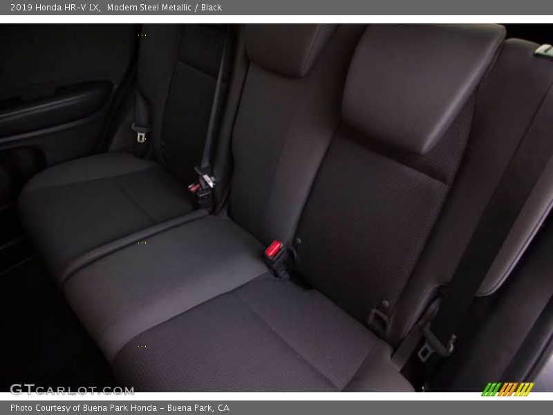 Modern Steel Metallic / Black 2019 Honda HR-V LX