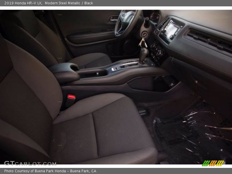 Modern Steel Metallic / Black 2019 Honda HR-V LX