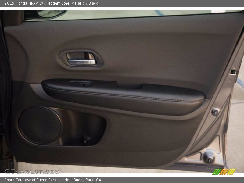Modern Steel Metallic / Black 2019 Honda HR-V LX