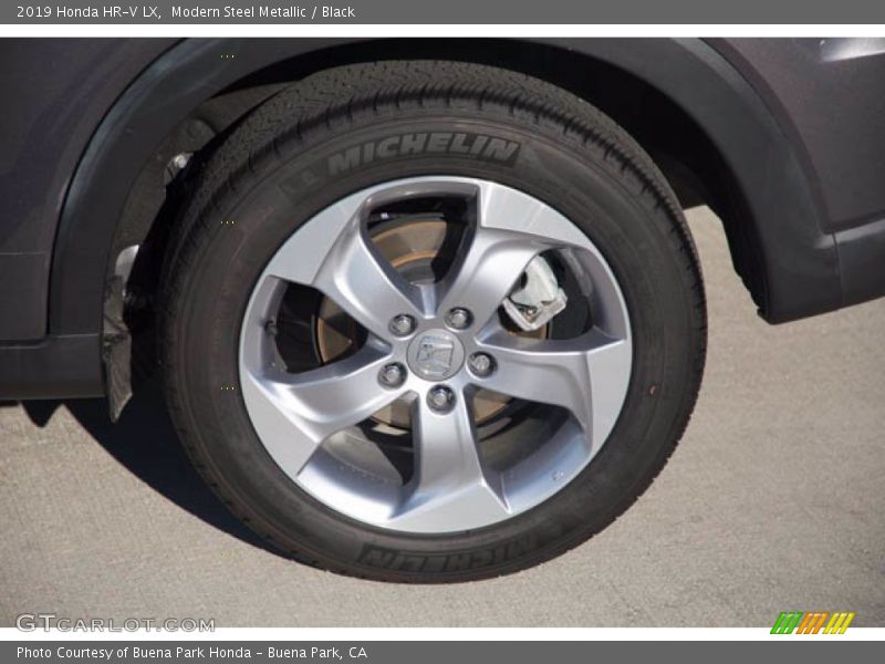 Modern Steel Metallic / Black 2019 Honda HR-V LX