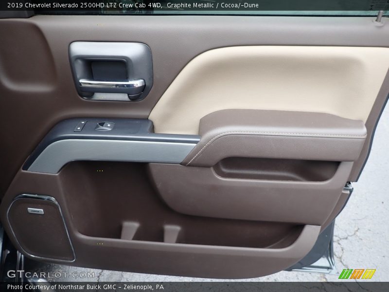 Graphite Metallic / Cocoa/­Dune 2019 Chevrolet Silverado 2500HD LTZ Crew Cab 4WD