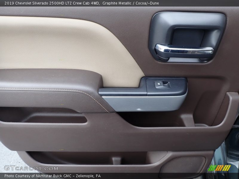 Graphite Metallic / Cocoa/­Dune 2019 Chevrolet Silverado 2500HD LTZ Crew Cab 4WD