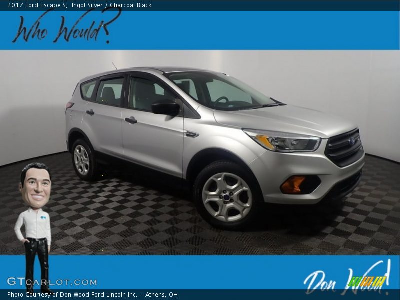 Ingot Silver / Charcoal Black 2017 Ford Escape S