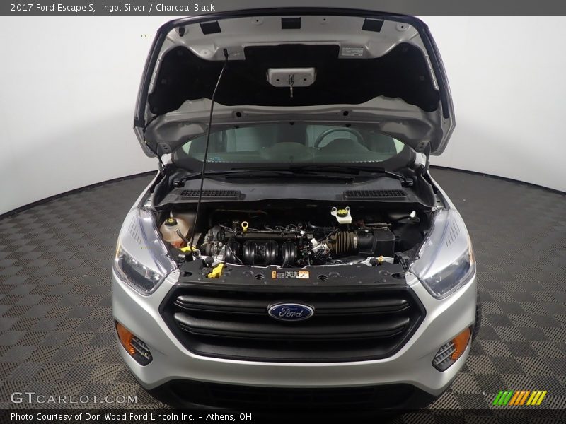 Ingot Silver / Charcoal Black 2017 Ford Escape S