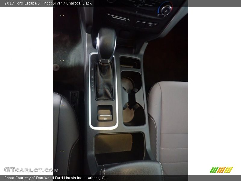 Ingot Silver / Charcoal Black 2017 Ford Escape S