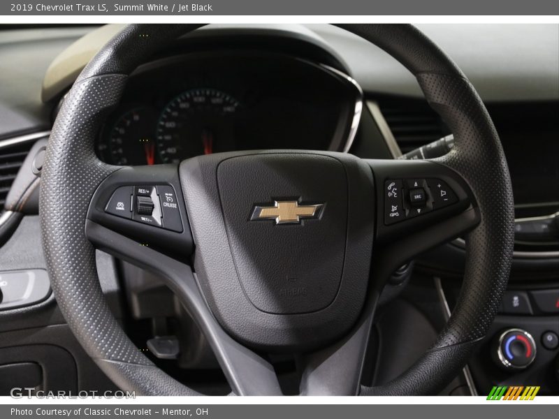 Summit White / Jet Black 2019 Chevrolet Trax LS