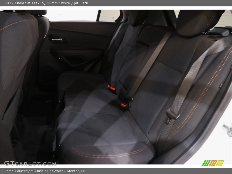 Summit White / Jet Black 2019 Chevrolet Trax LS