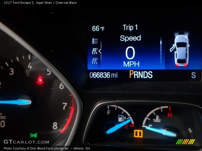 Ingot Silver / Charcoal Black 2017 Ford Escape S