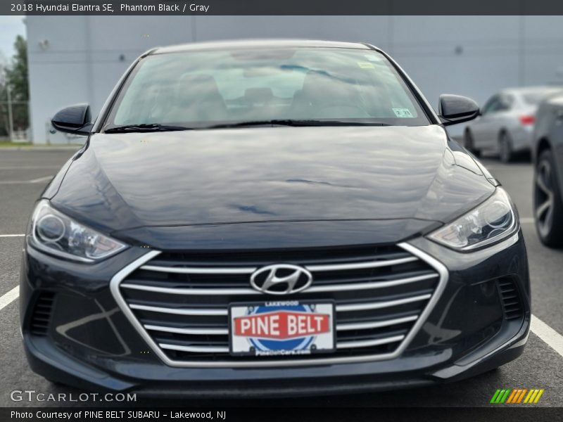 Phantom Black / Gray 2018 Hyundai Elantra SE