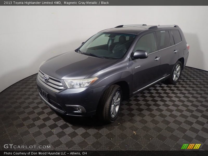 Magnetic Gray Metallic / Black 2013 Toyota Highlander Limited 4WD