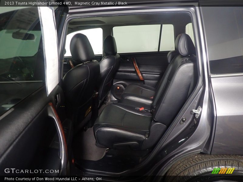 Magnetic Gray Metallic / Black 2013 Toyota Highlander Limited 4WD