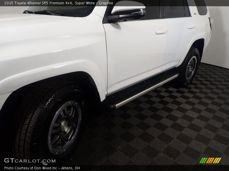 Super White / Graphite 2015 Toyota 4Runner SR5 Premium 4x4