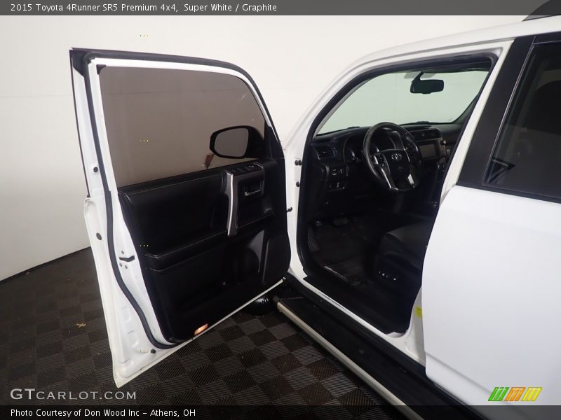 Super White / Graphite 2015 Toyota 4Runner SR5 Premium 4x4