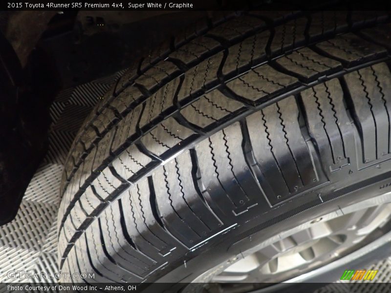 Super White / Graphite 2015 Toyota 4Runner SR5 Premium 4x4
