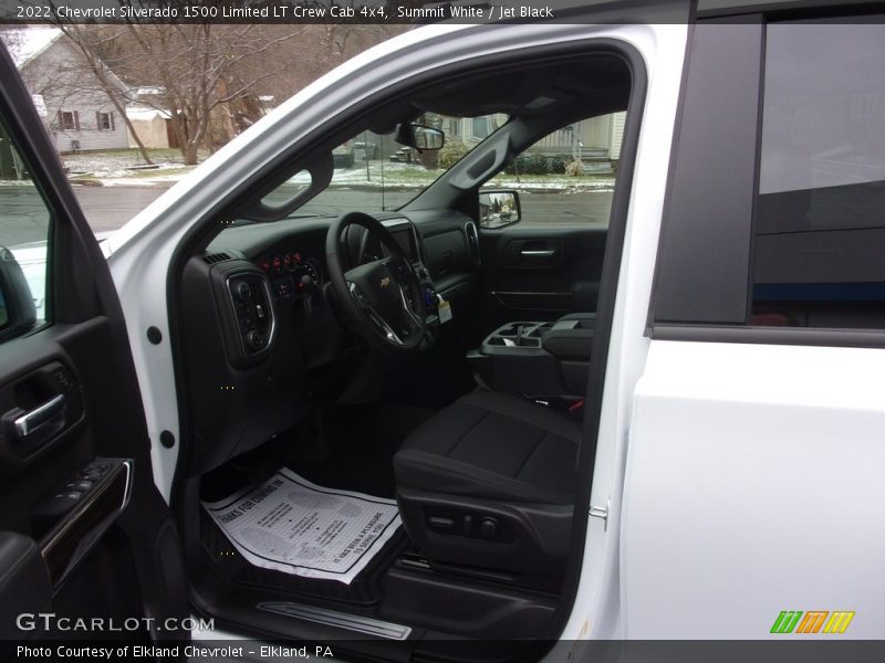 Summit White / Jet Black 2022 Chevrolet Silverado 1500 Limited LT Crew Cab 4x4