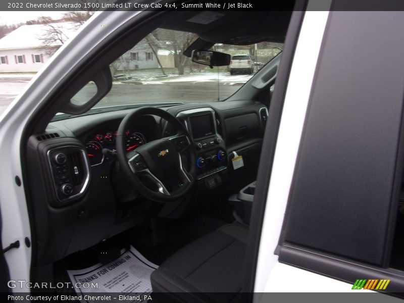 Summit White / Jet Black 2022 Chevrolet Silverado 1500 Limited LT Crew Cab 4x4