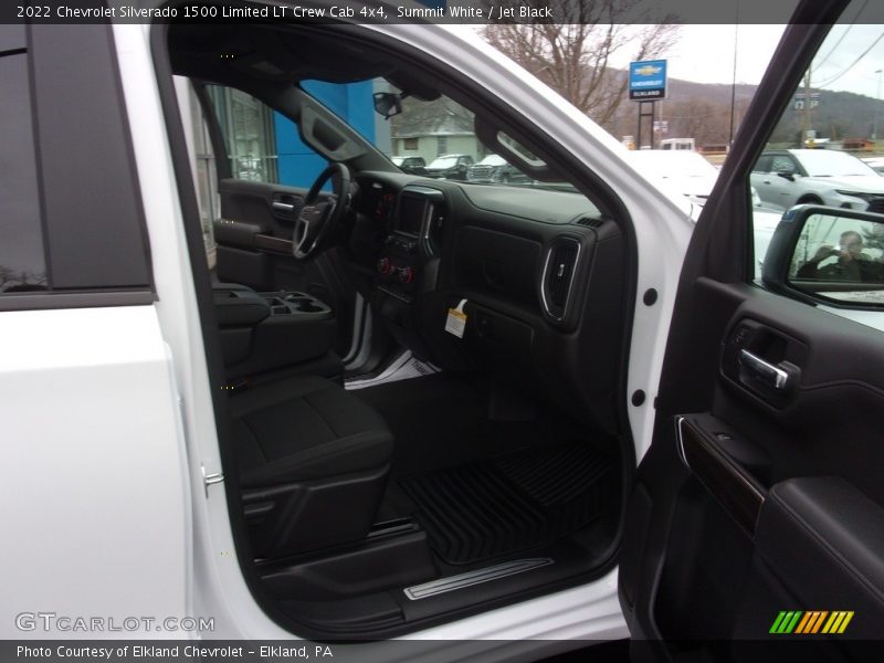 Summit White / Jet Black 2022 Chevrolet Silverado 1500 Limited LT Crew Cab 4x4