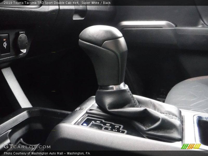 Super White / Black 2019 Toyota Tacoma TRD Sport Double Cab 4x4