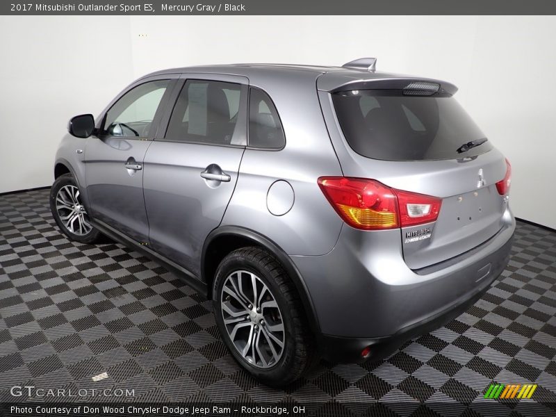 Mercury Gray / Black 2017 Mitsubishi Outlander Sport ES