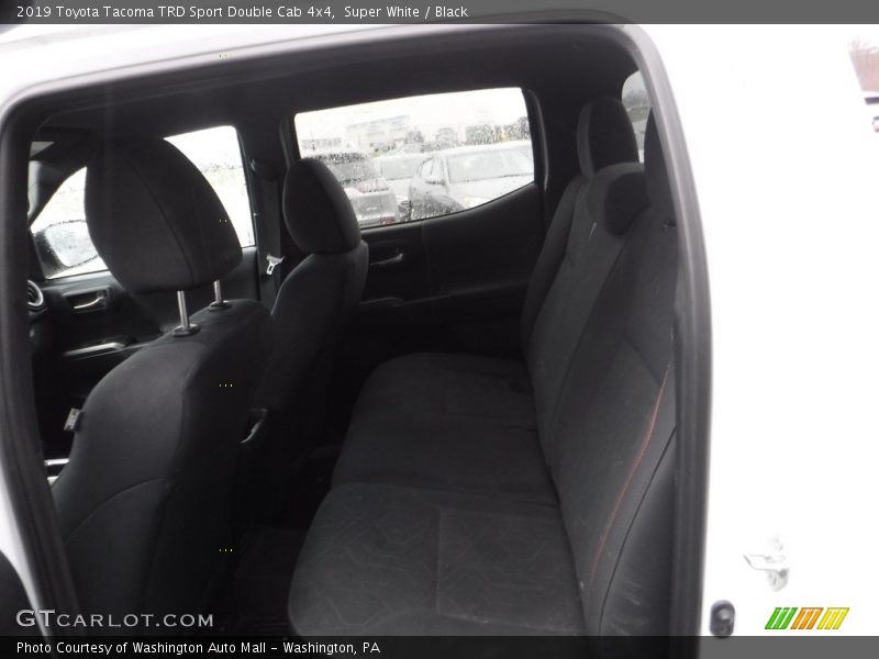 Super White / Black 2019 Toyota Tacoma TRD Sport Double Cab 4x4