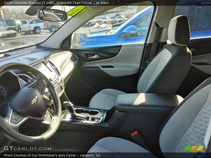 Iridescent Pearl Tricoat / Jet Black 2018 Chevrolet Equinox LT AWD